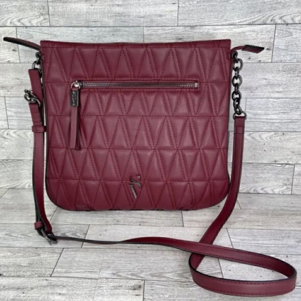 Simply Vera Vera Wang REMSEN Burgundy Quilted Crossbody Bag